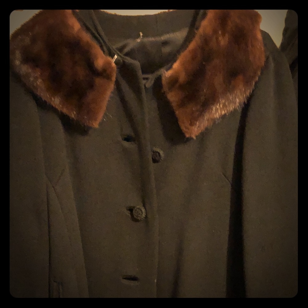 Vintage winter coat with fur lining